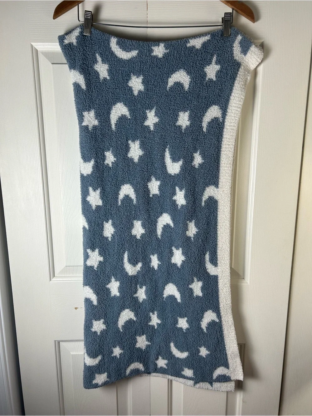 Parent's Choice Blue White Moon & Stars Baby Blanket Chenille Knit Soft